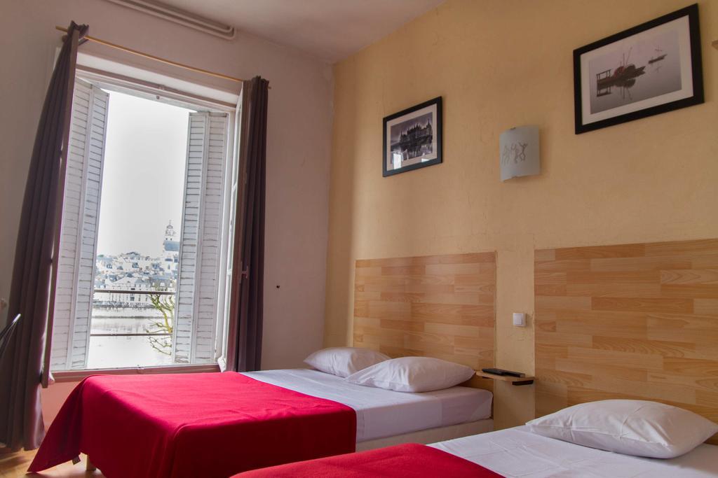 Le Pavillon Hotel 2*